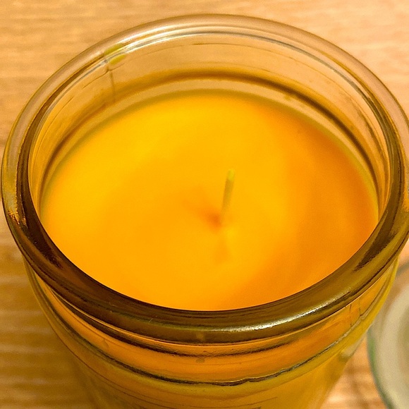 today’s Home Citrus Twist Scented Candle 16oz Size Jar Single Wick. - Picture 3 of 3